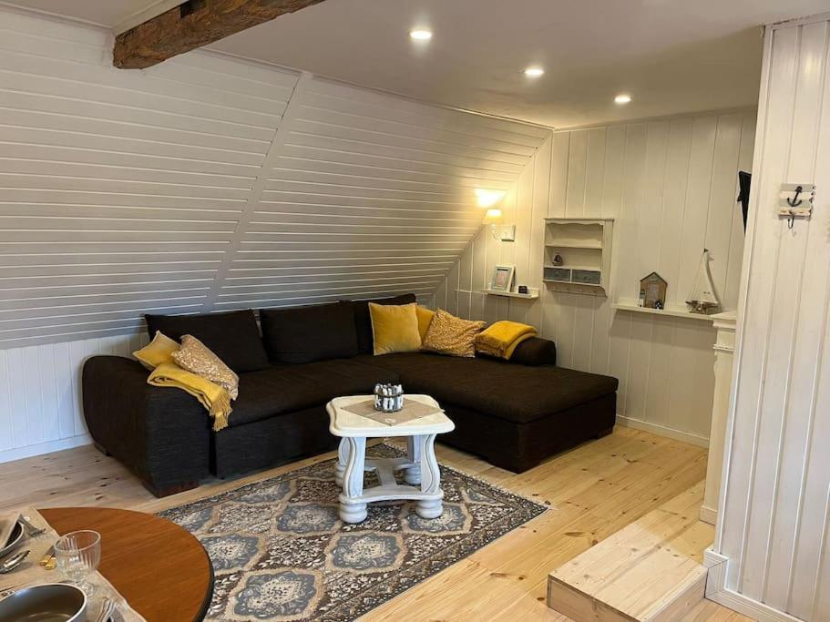 Apartment Urlauben Unterm Reetdach Fuhlendorf (Mecklenburg-Vorpommern)